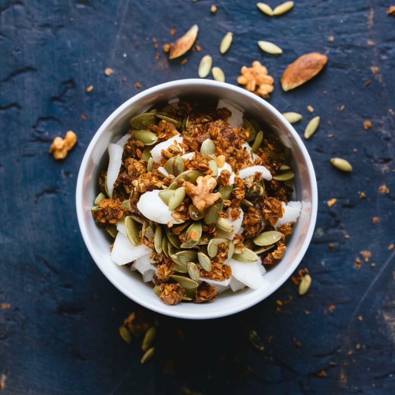 Granola Caseira de Coco e Sementes Sem Glúten – Crocante e Nutritiva!